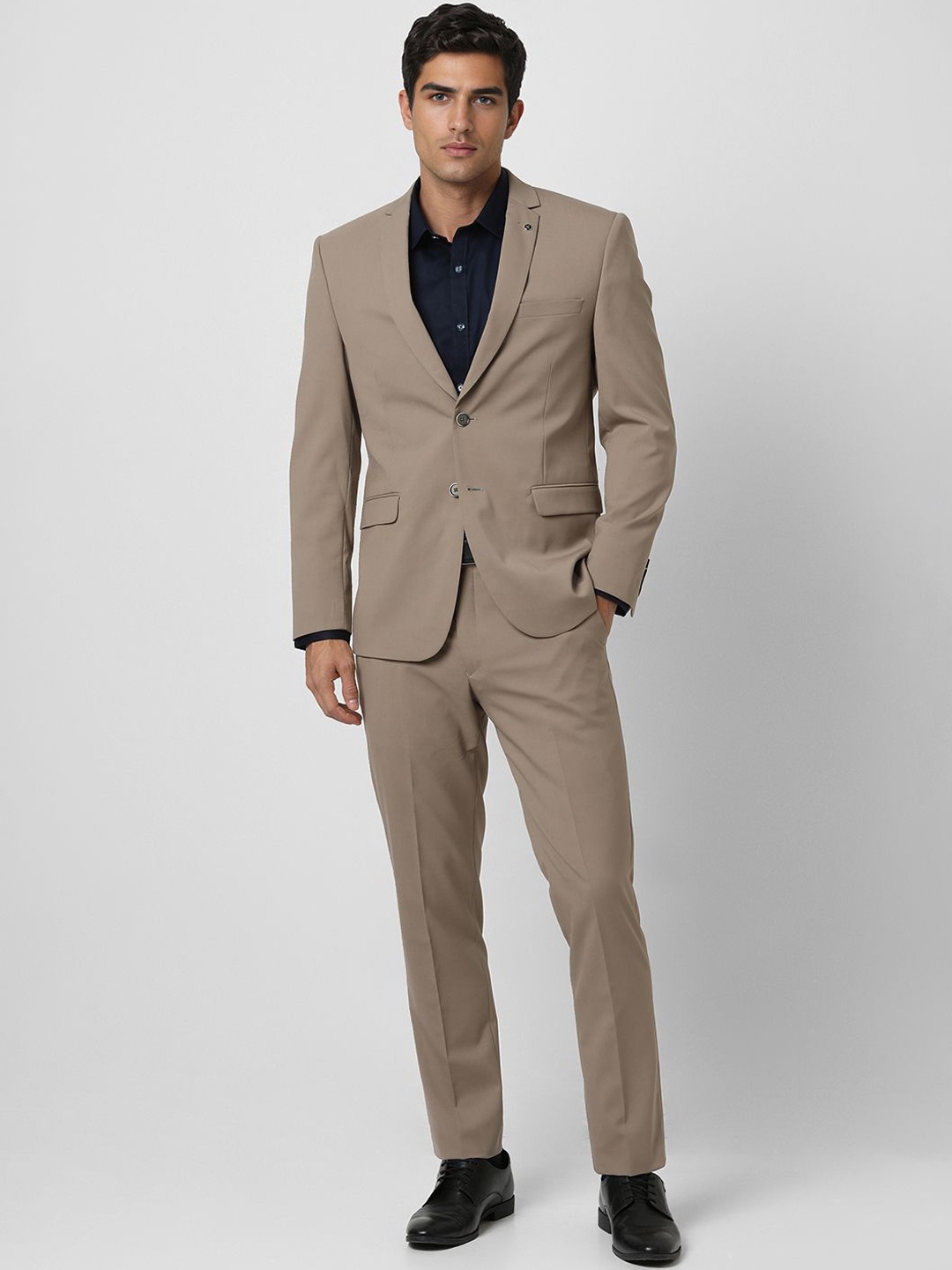 

Van Heusen Men 2-Pc Notched Lapel Single Breasted Suit, Beige