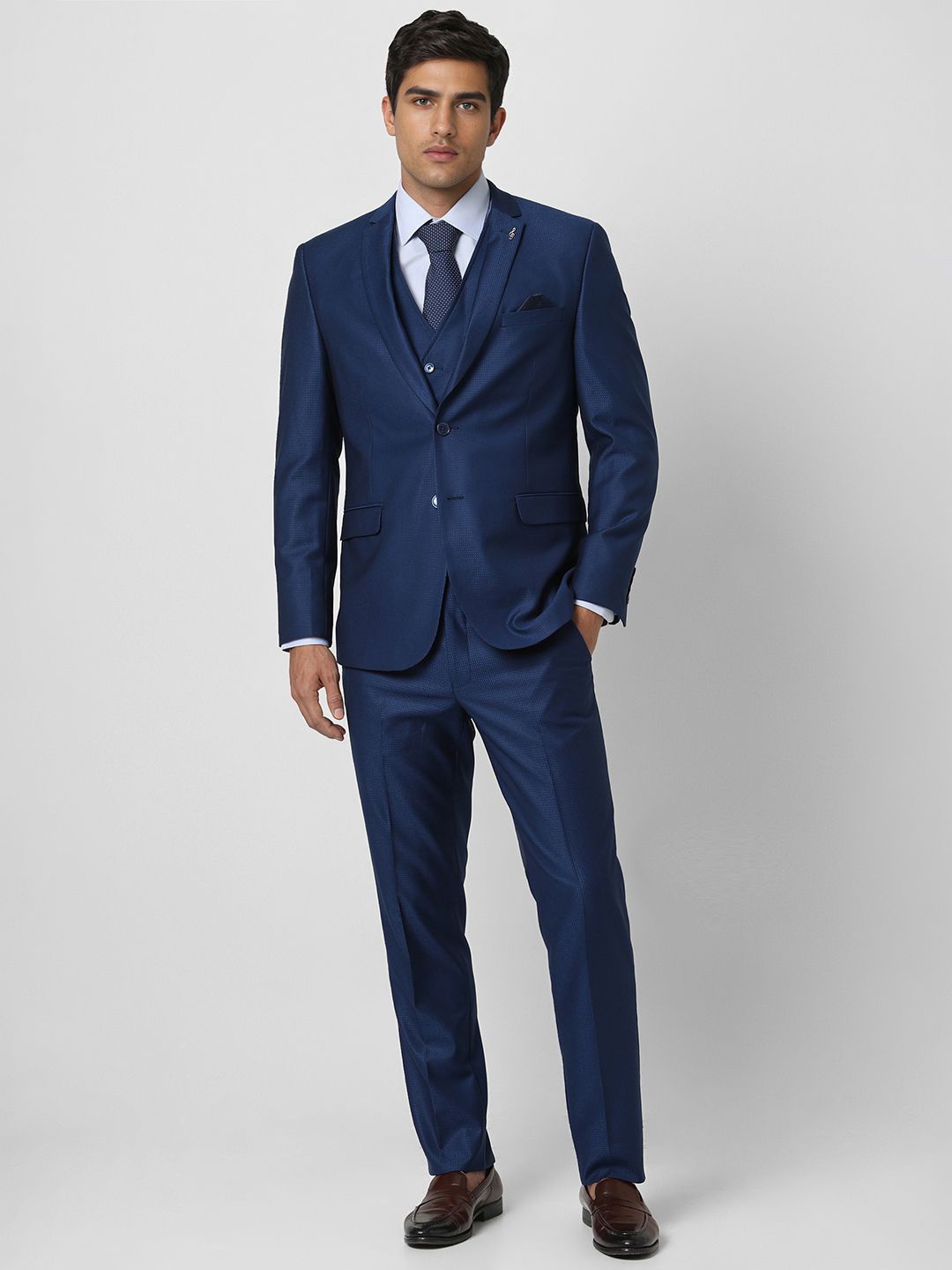 

Van Heusen Men Self Design Slim Fit Single-Breasted 3 Piece Suit, Navy blue