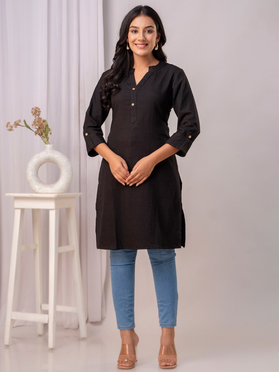 

Kohsh Mandarin Collar Pure Cotton Straight Kurtas, Black
