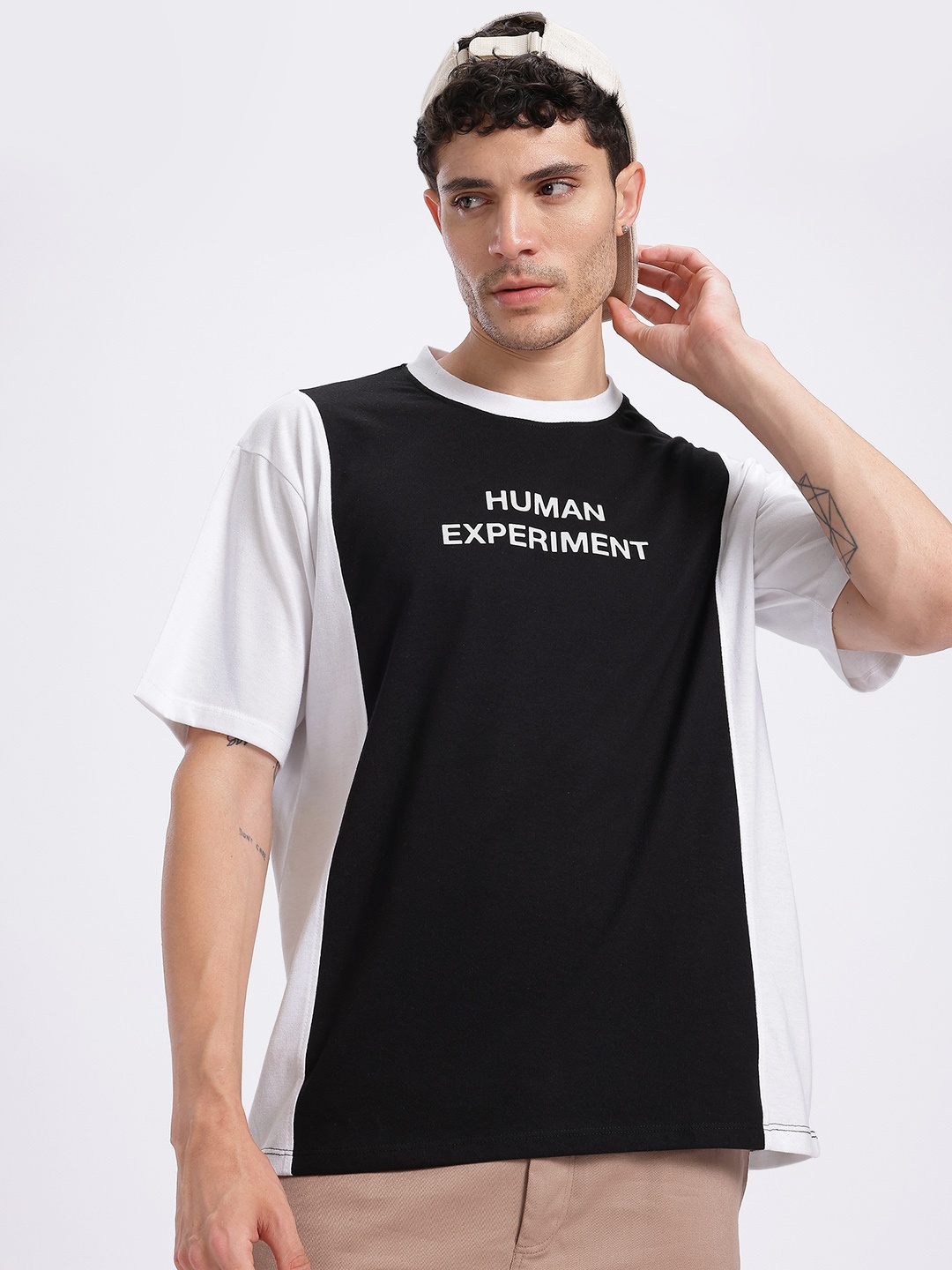 

glitchez Word Play Vibes Printed Relaxed Fit T-shirt, Black
