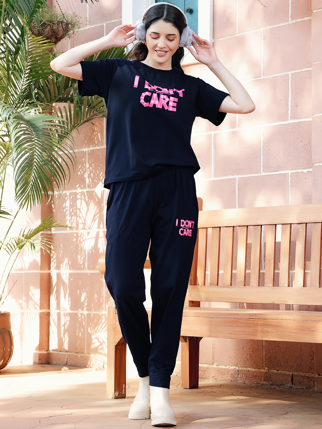 

Zeyo Printed Round Neck T-Shirt With Jogger, Navy blue