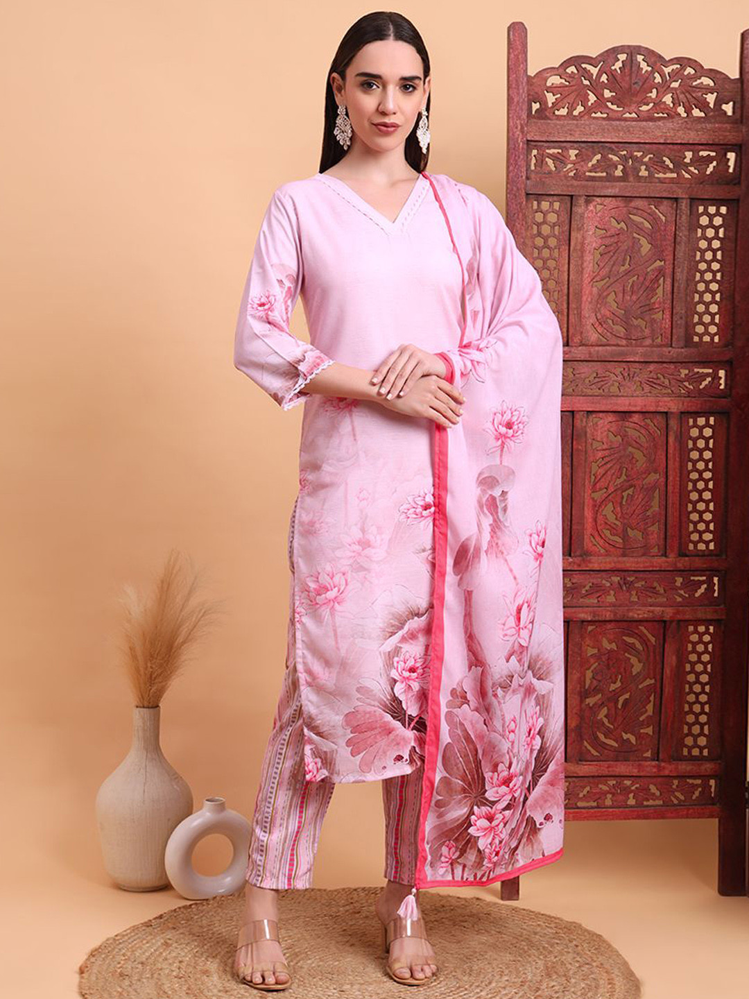 

Krimmple Floral Printed V-Neck Straight Kurta With Trousers And Dupatta, Pink