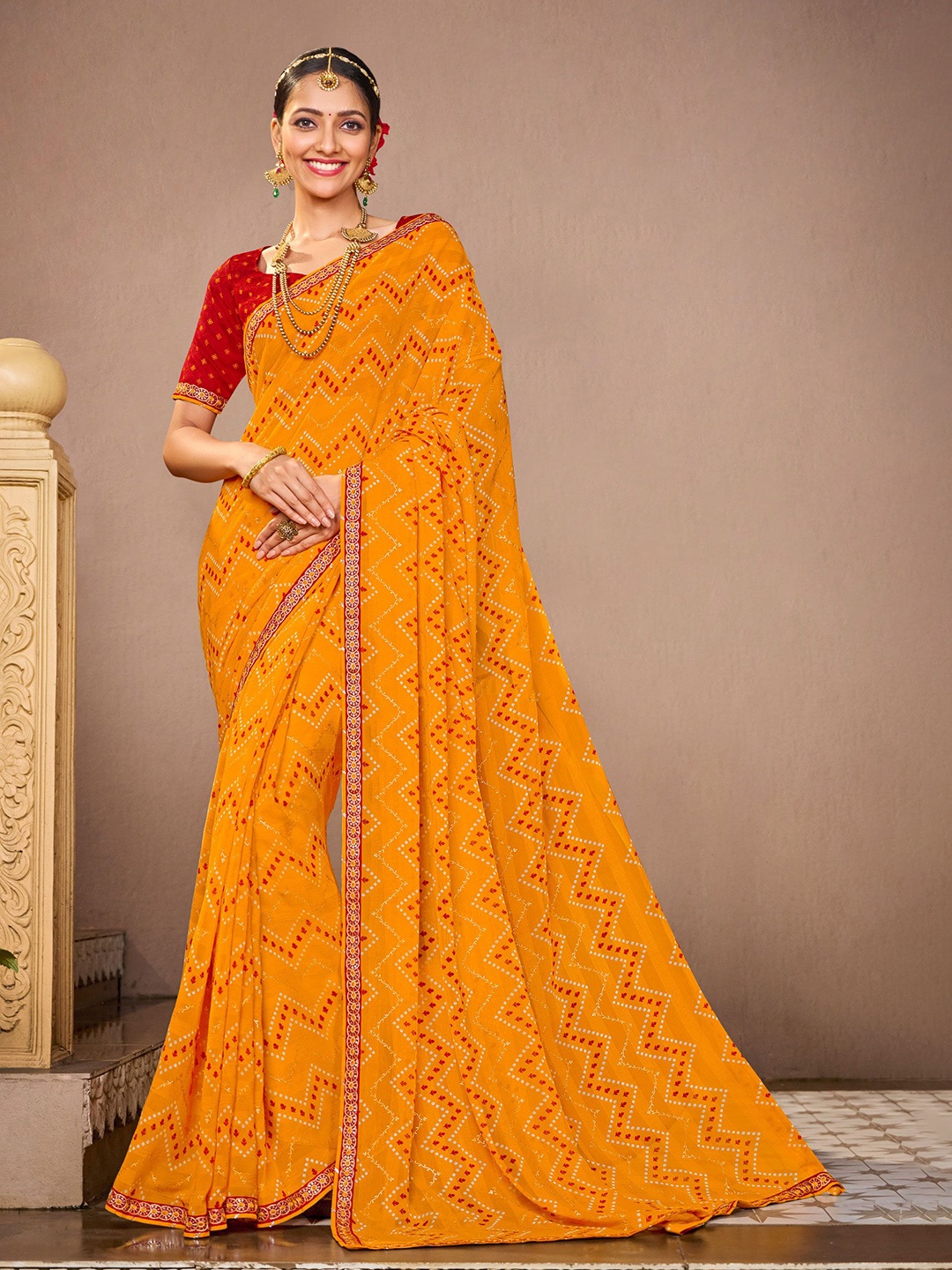 

LaxmipatiSaree Bandhani Saree, Mustard