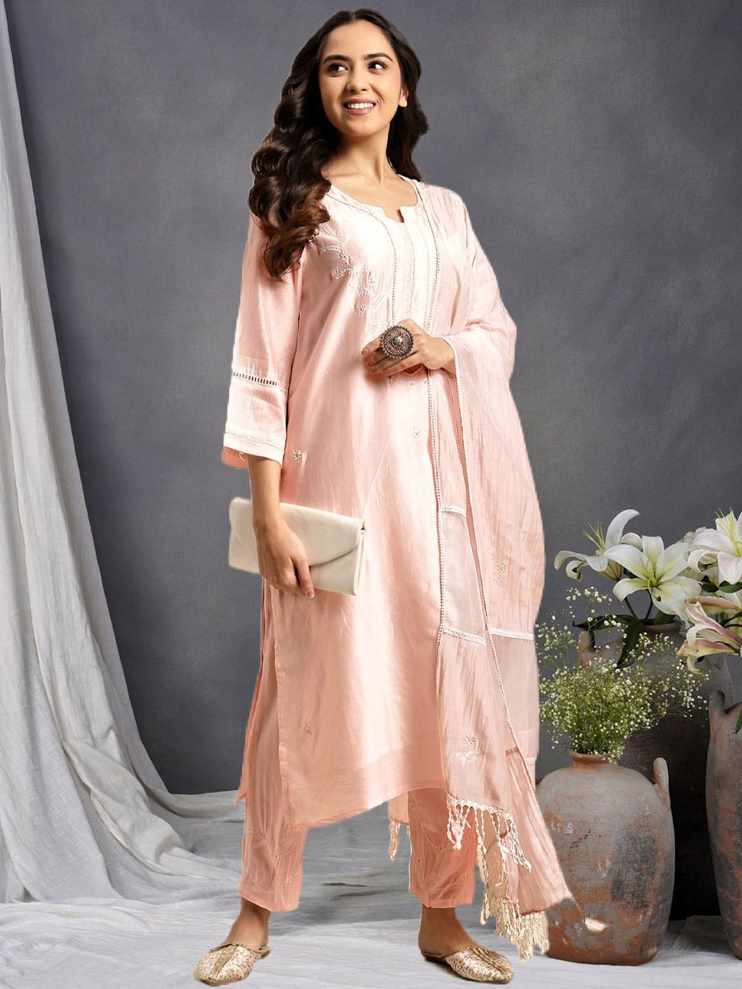 

Zuri Floral Embroidered Notch Neck Chanderi Silk Straight Kurta With Trousers & Dupatta, Pink