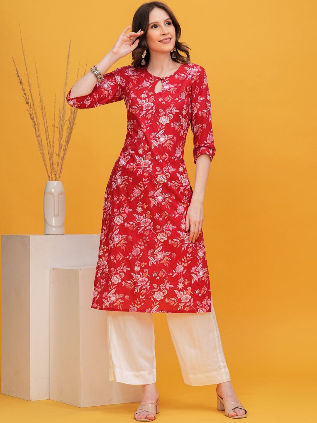 

Vilgi Floral Printed Pure Cotton Round Neck Straight Kurta With Trousers, Red