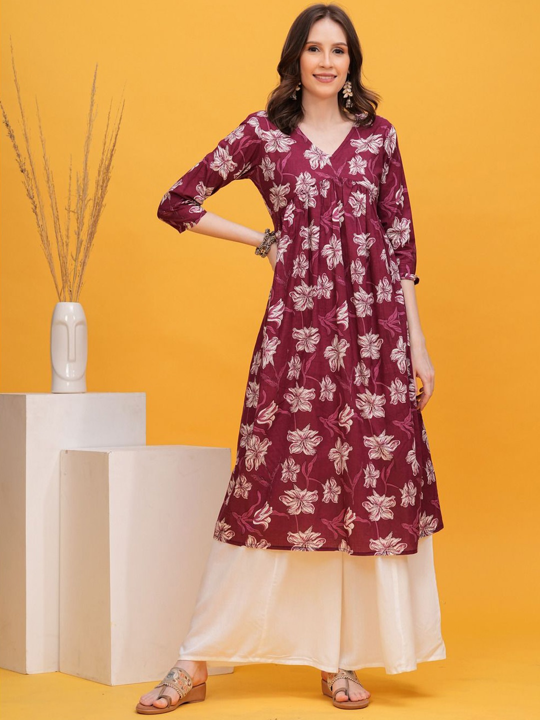 

Vilgi Floral Printed V-Neck Empire Pure Cotton A-Line Kurta, Red