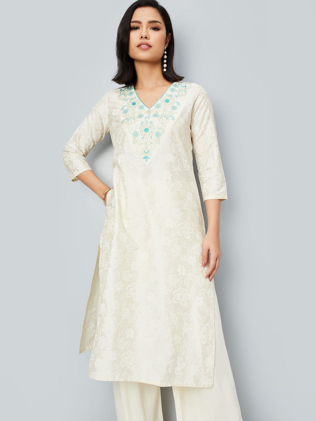 

max Floral Printed V-Neck Straight Kurta, Off white