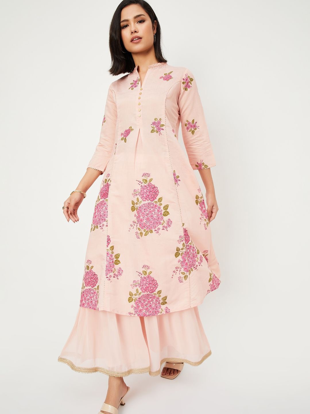

max Floral Printed Mandarin Collar Gotta Patti Anarkali Kurta, Pink