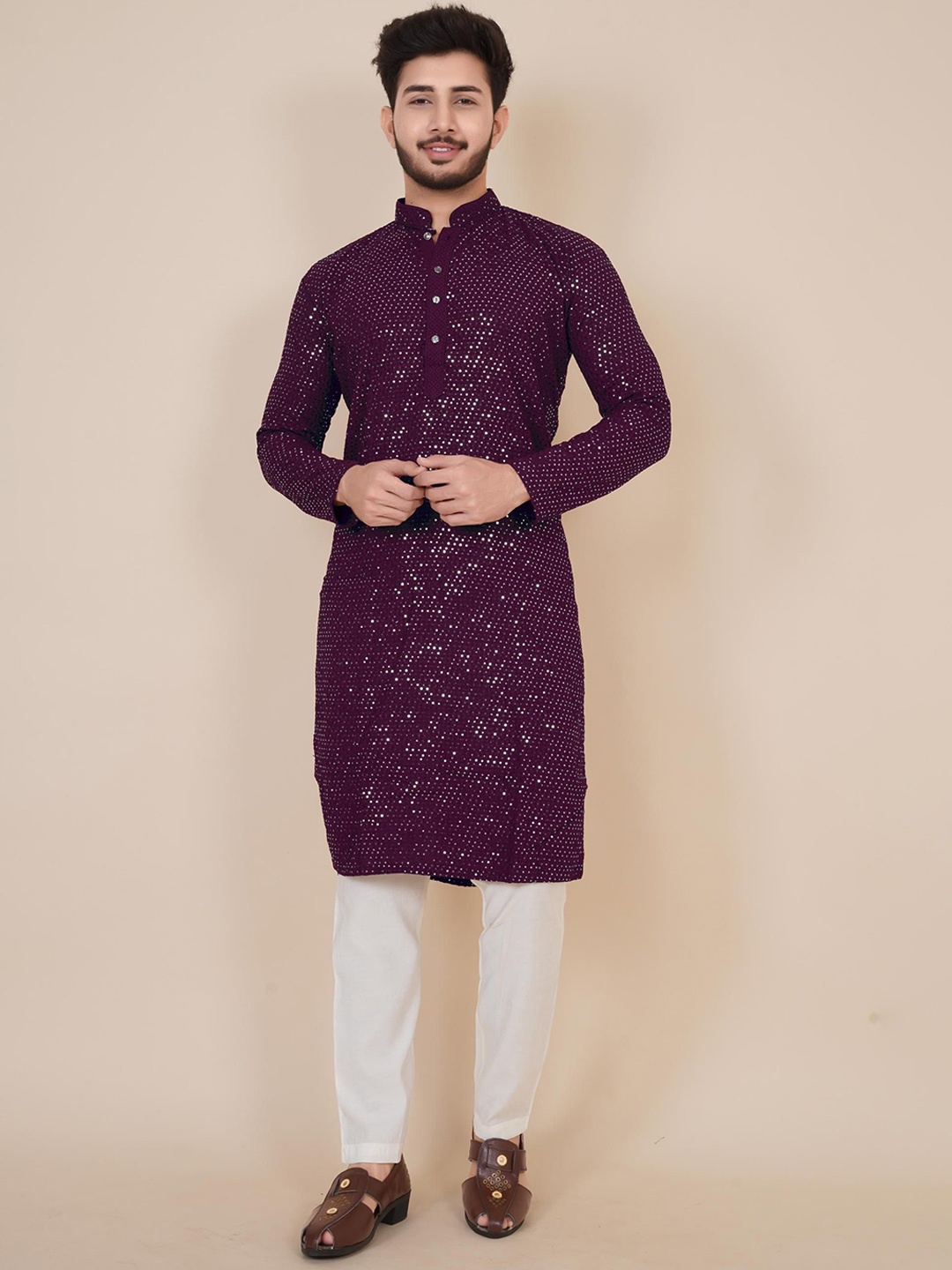 

BLURR Embroidered Mandarin Collar Full Sleeves Sequinned Straight Kurta, Purple