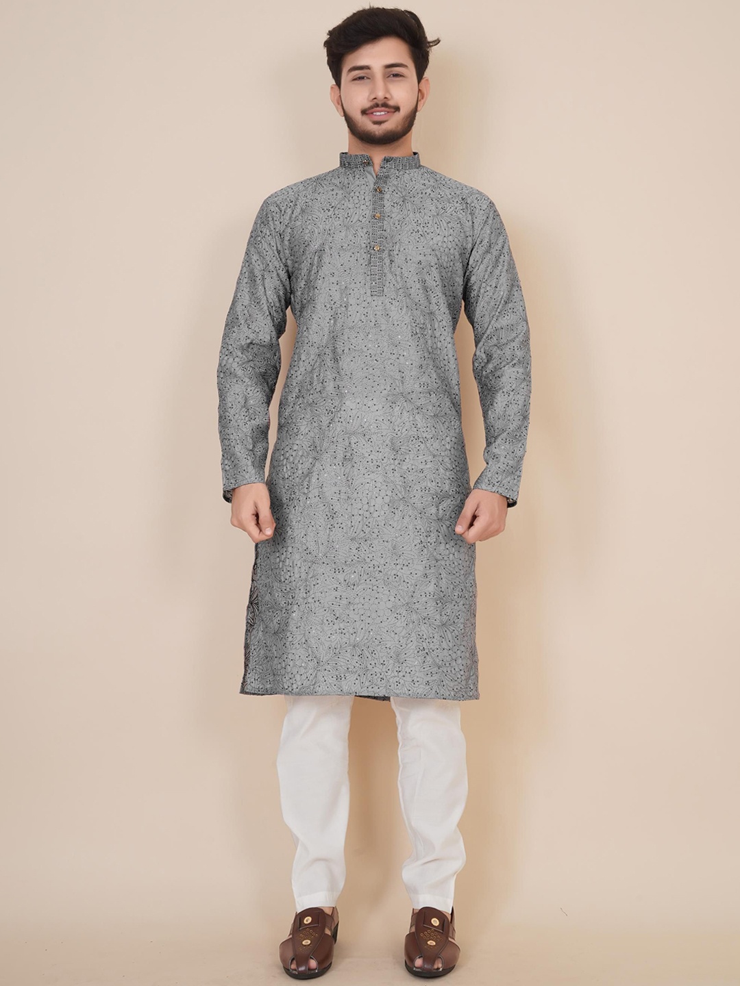 

BLURR Floral Printed Mandarin Collar Long Sleeves Cotton Straight Kurta, Grey