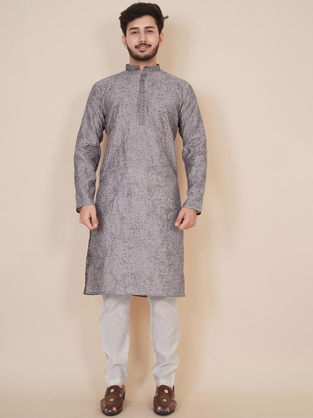 

BLURR Floral Printed Mandarin Collar Long Sleeves Cotton Straight Kurta, Grey