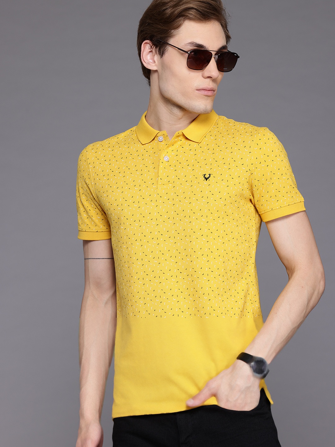 

Allen Solly Abstract Print Polo Collar Regular Fit T-shirt with Hem Slits, Yellow