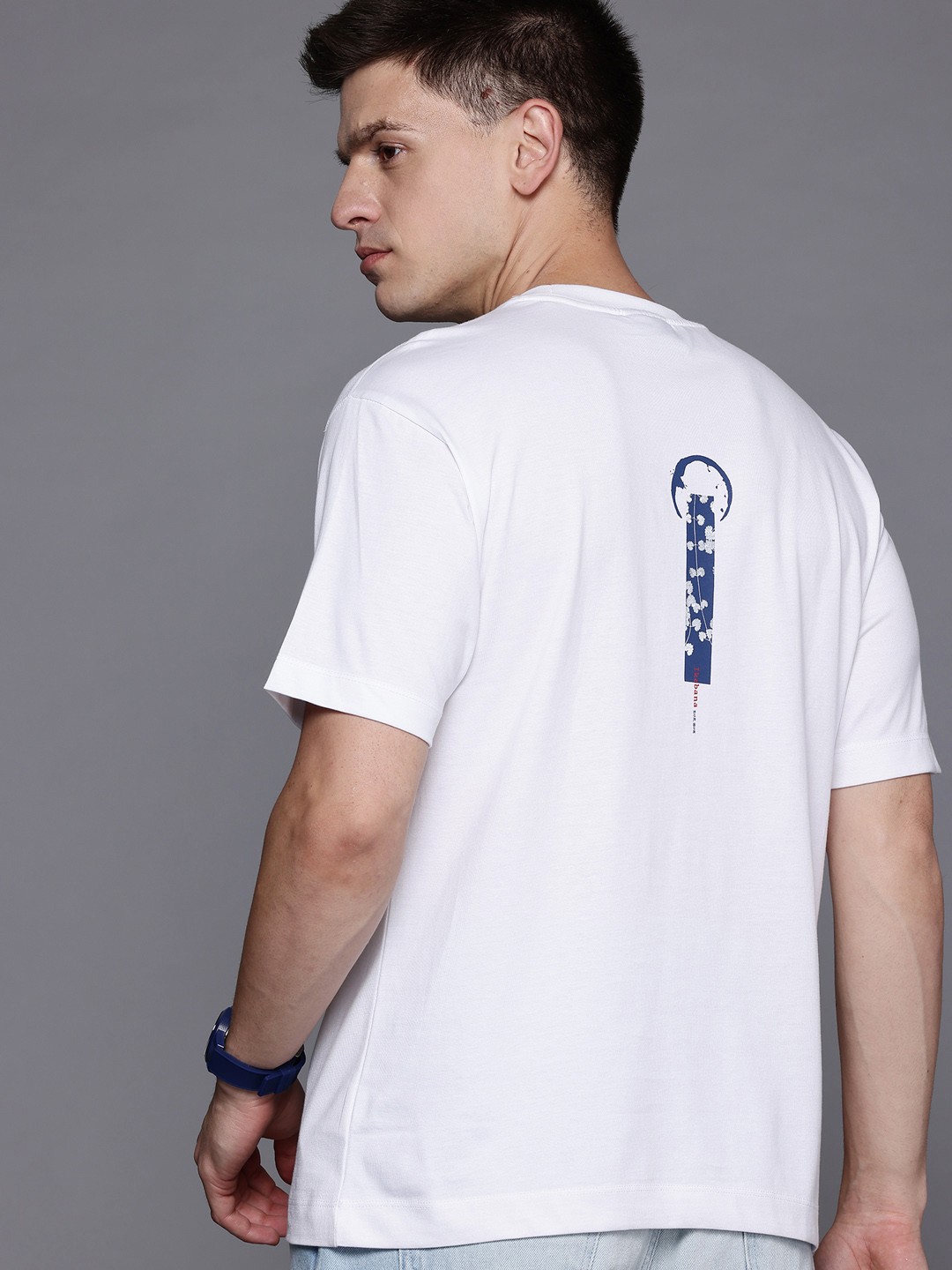 

Allen Solly Men Printed Drop-Shoulder Sleeves Relaxed Fit Cotton T-shirt, White