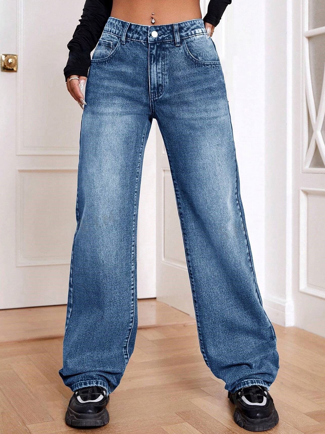 

TYFFYN Women Jean Flared High-Rise Light Fade Stretchable Jeans, Blue