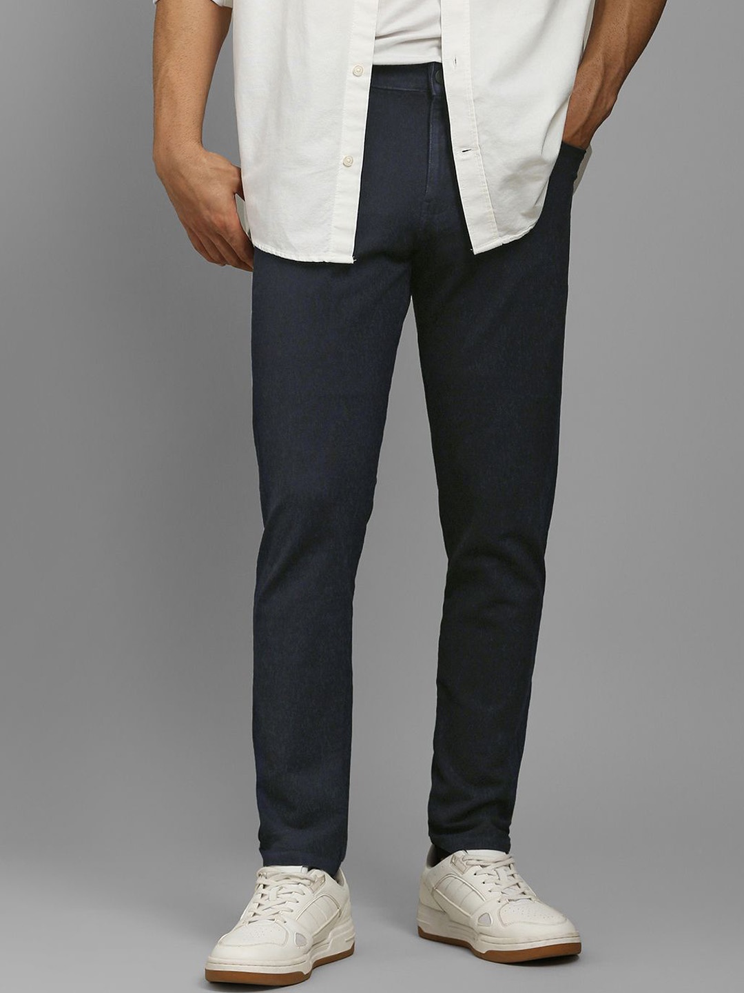 

Louis Philippe Jeans Men Slim Fit Jeans, Navy blue
