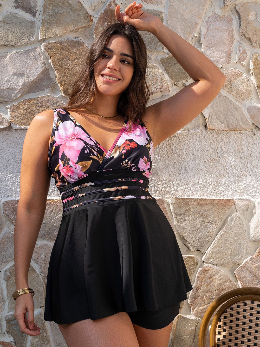 

Plus Curvves Women Plus Size Floral Printed Ruffle Hem Two Piece Swimsuit, Black
