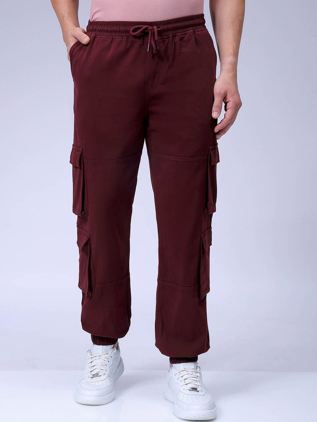 

The Indian Garage Co Men Cargos Trousers, Burgundy