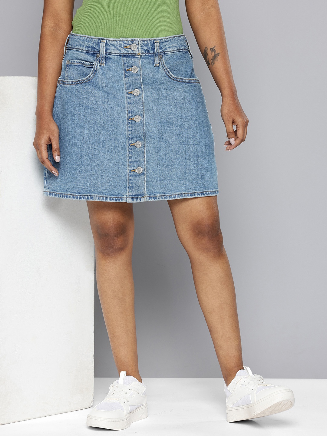 

Levis Women Solid A-Line Denim Skirt, Blue