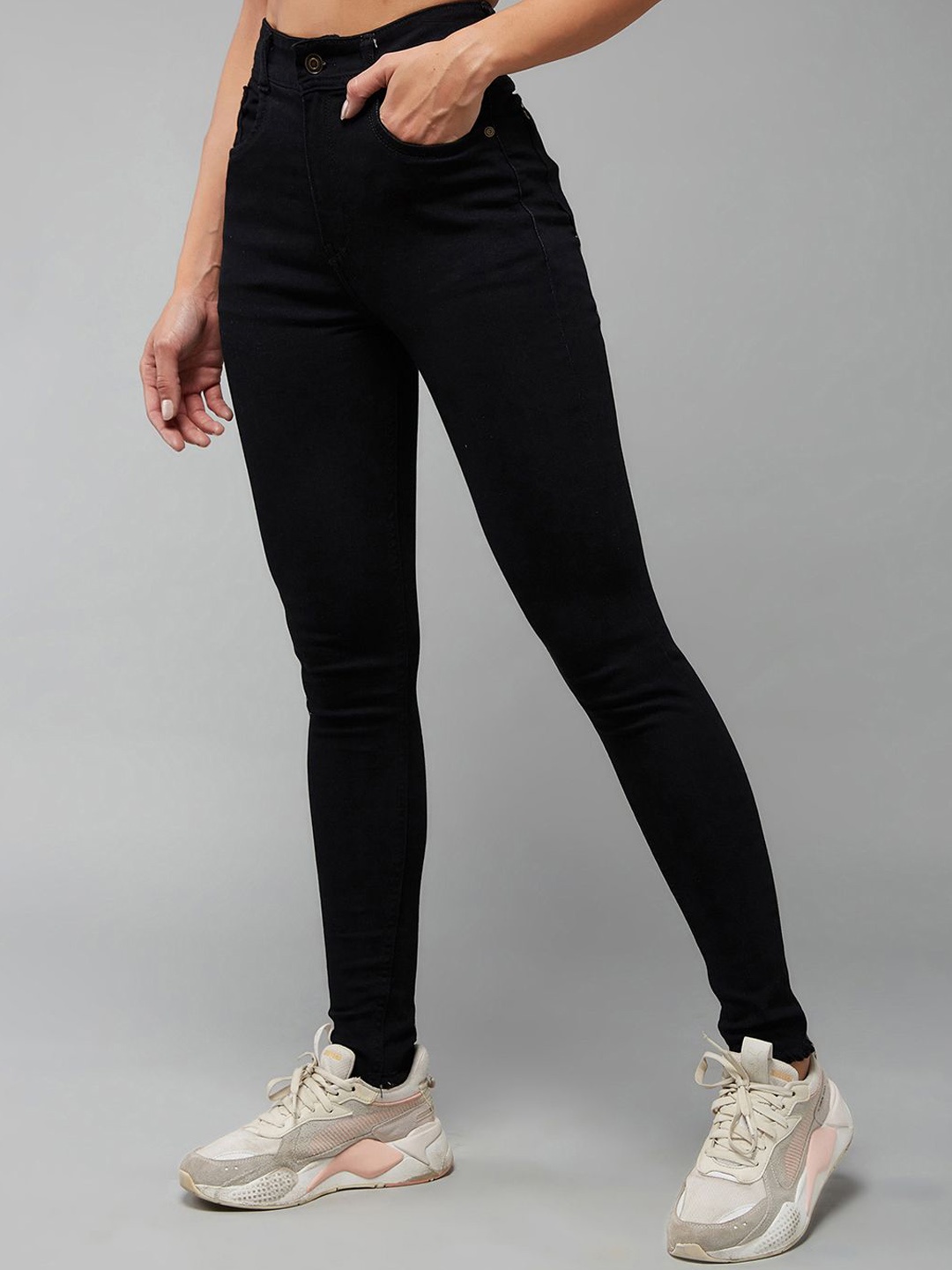 

DOLCE CRUDO Women Super Skinny Fit High-Rise Stretchable Jeans, Black