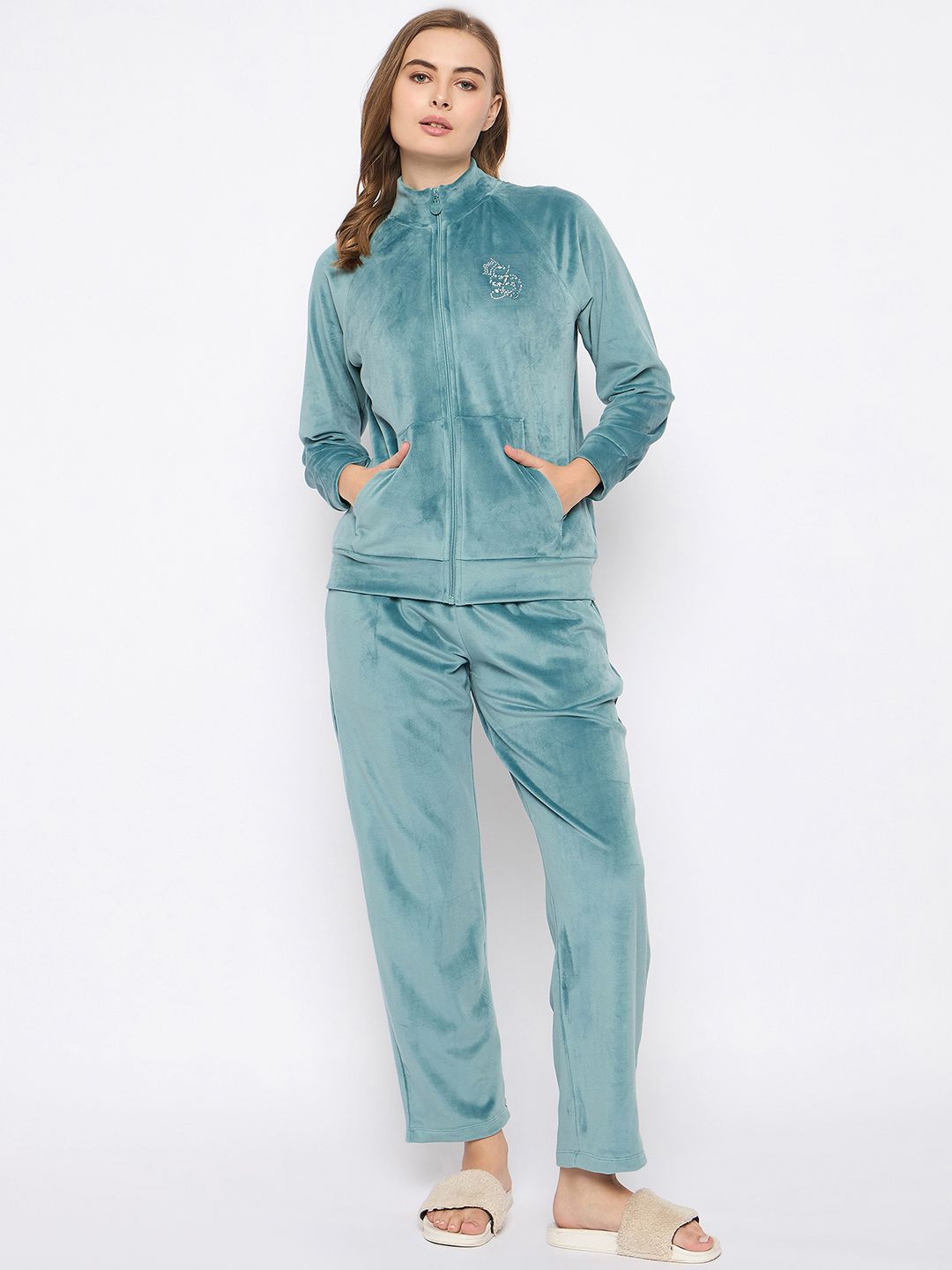 

MADAME M SECRET Women Velvet Sets Night suit, Green