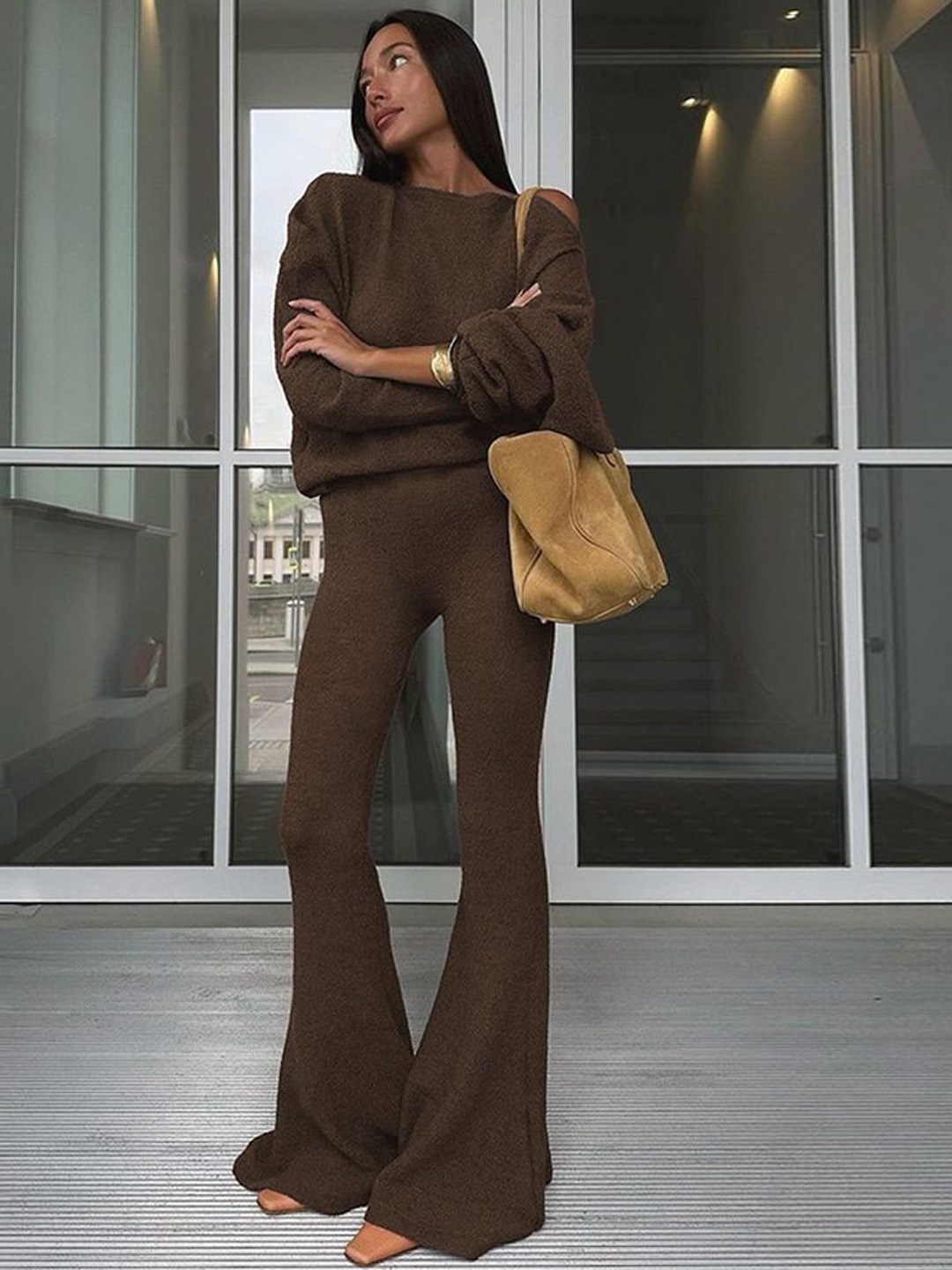 

LULU & SKY Long Sleeves Sweatshirt With Trouser, Brown