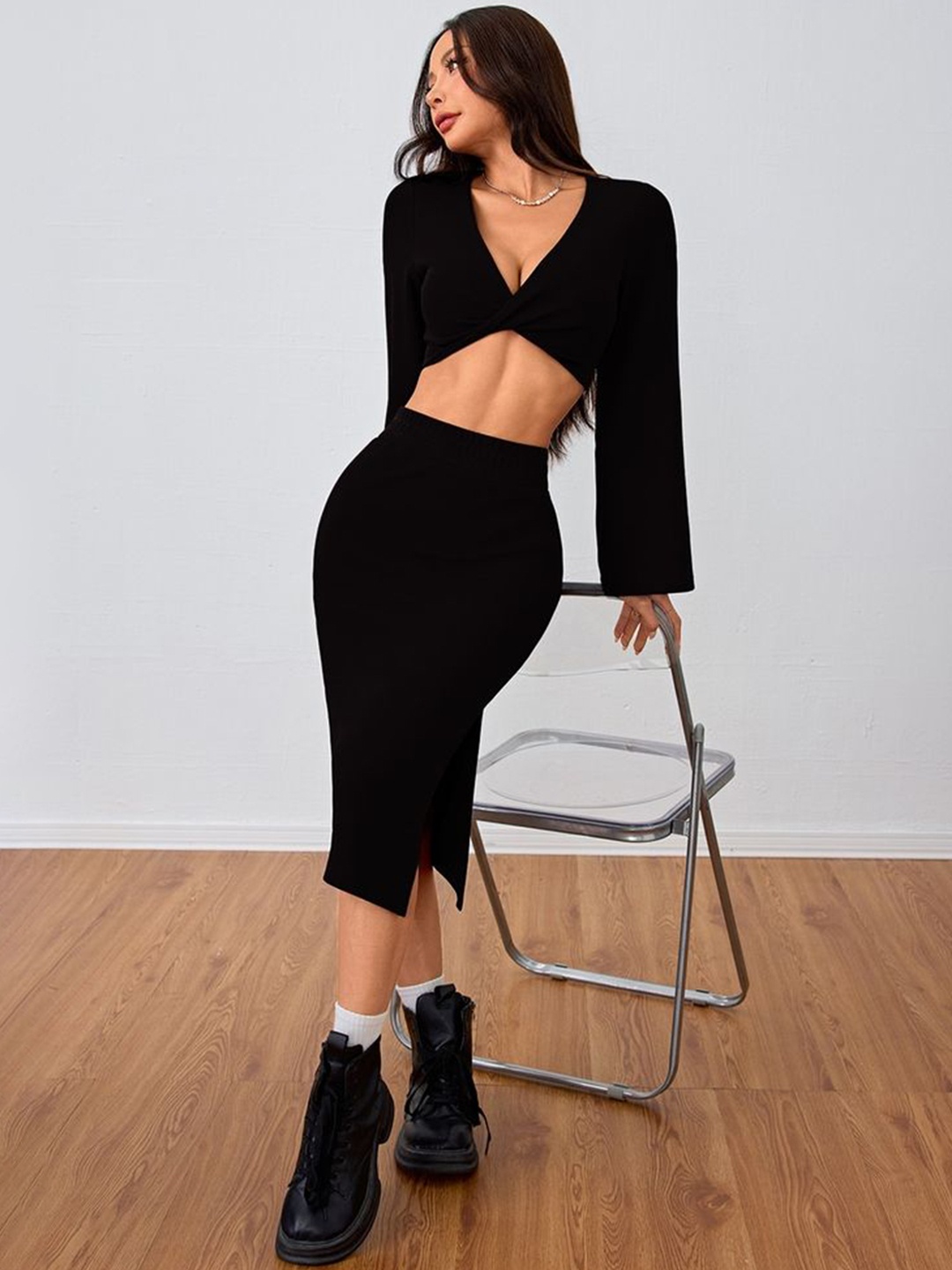 

LULU & SKY V-Neck Top With Skirt, Black