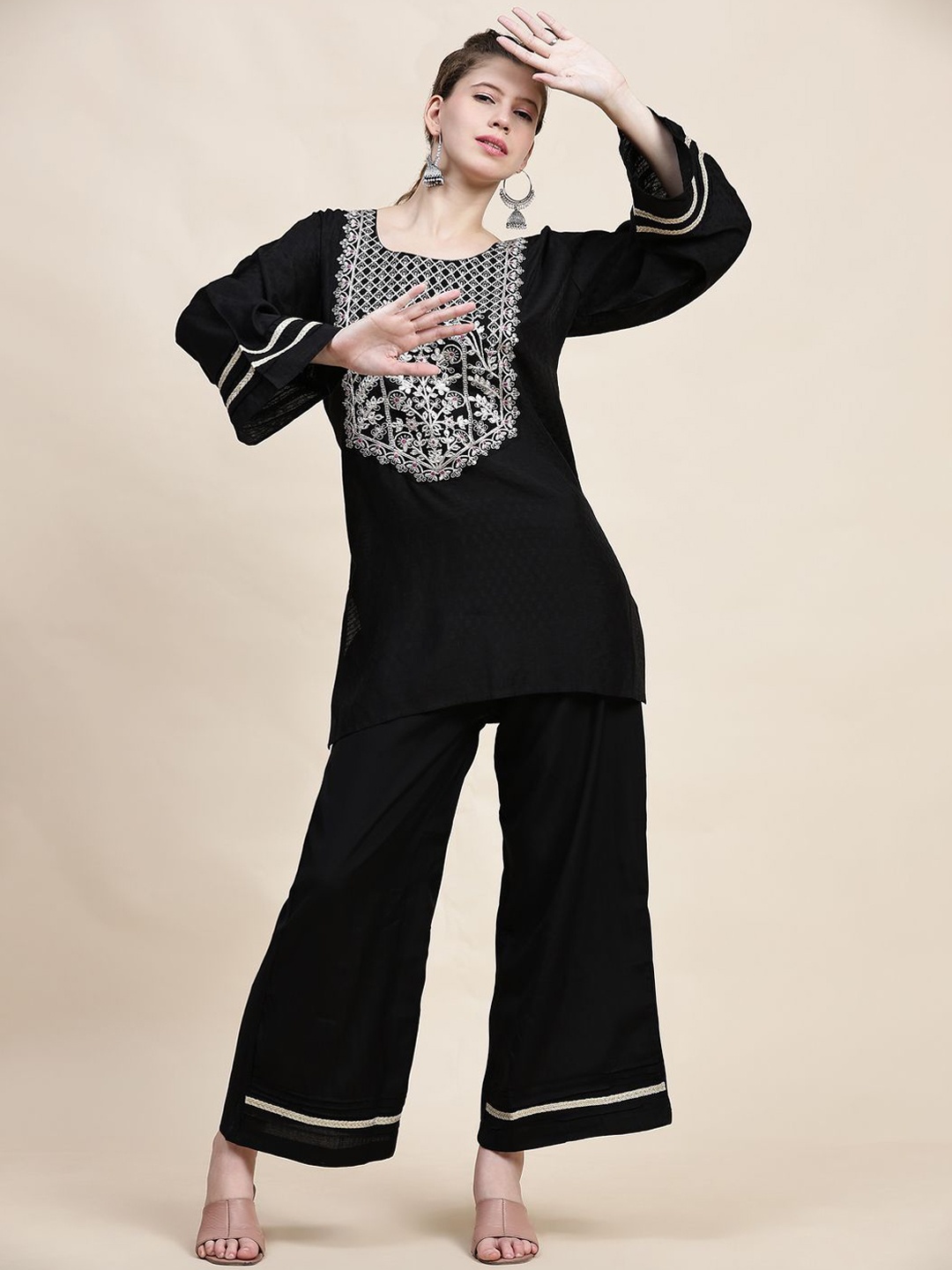 

Raave Embroidered Round Neck Straight Top with Trousers, Black