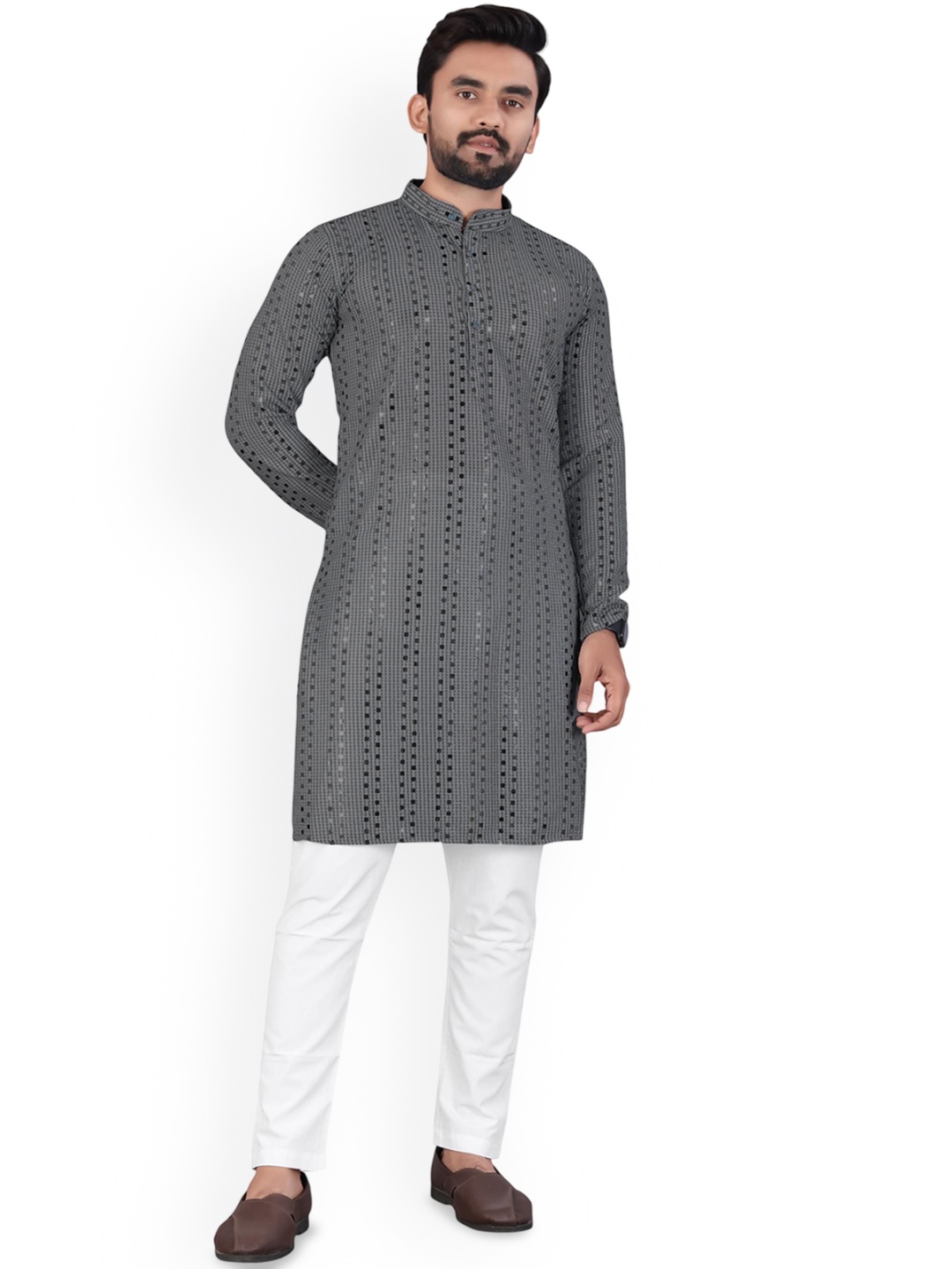 

BLURR Geometric Printed Mandarin Collar Thread Work Straight Kurta, Grey
