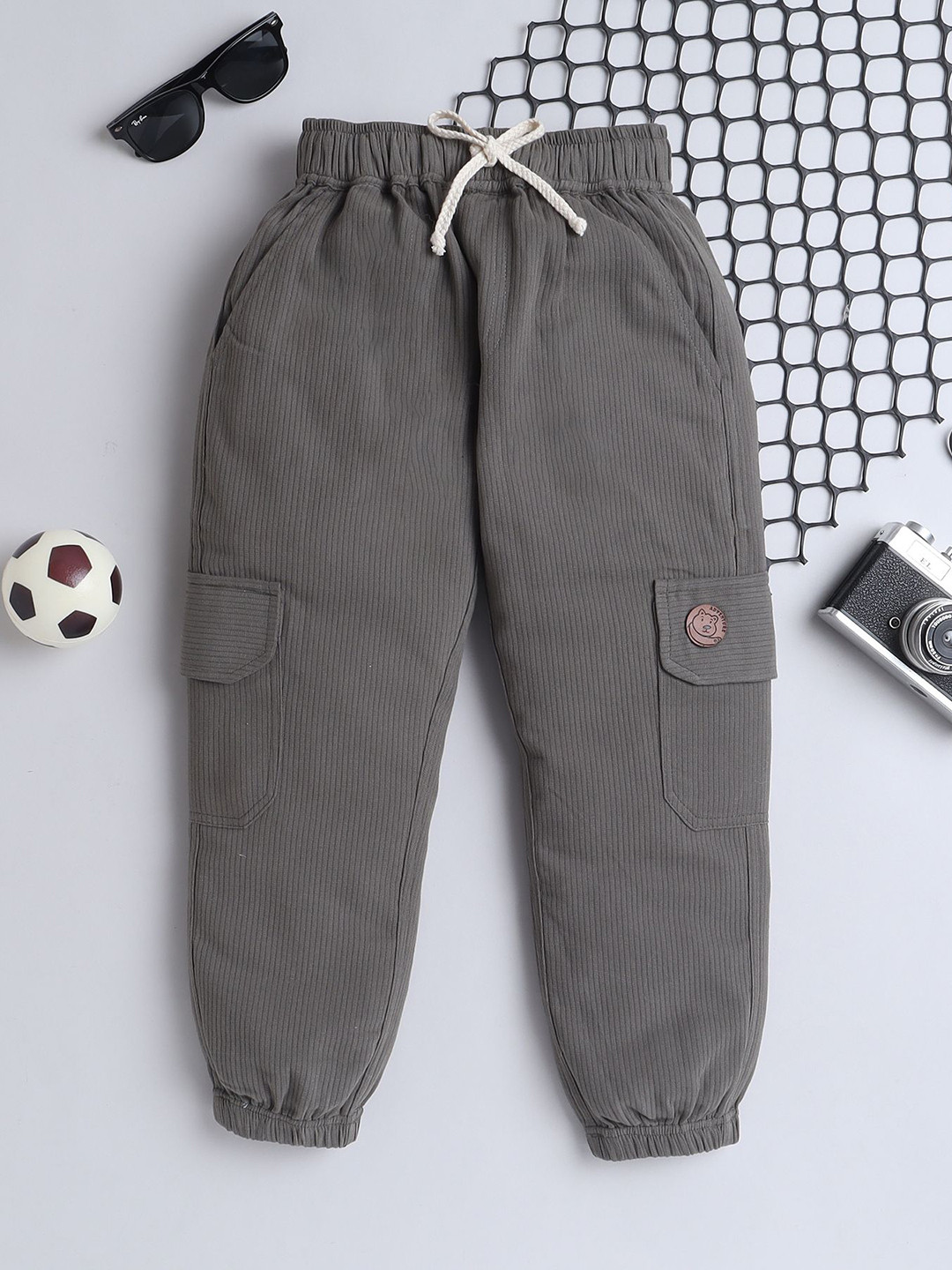 

BAATCHEET Boys Corduroy Printed Joggers, Grey