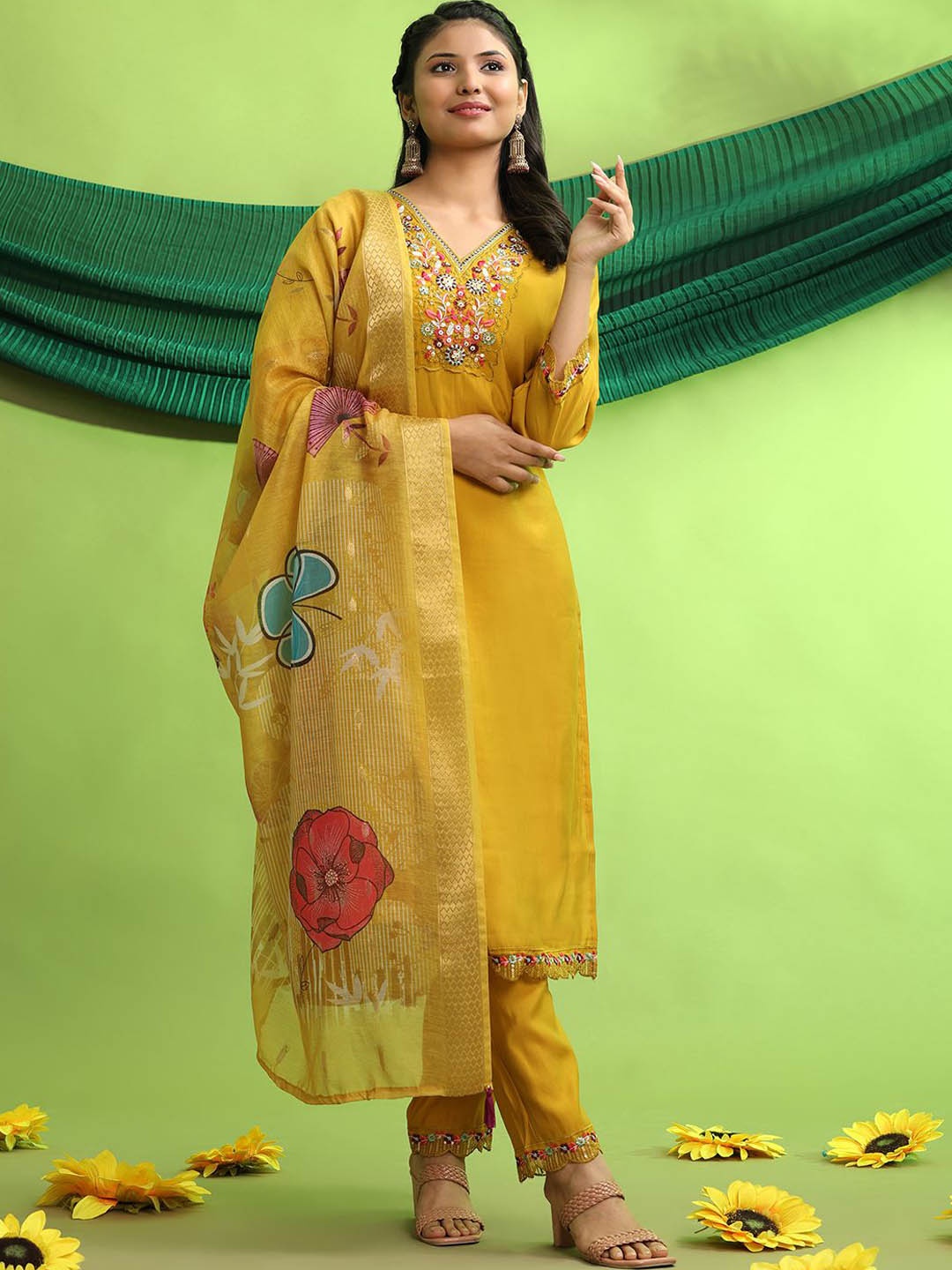 

Pionex Ethnic Motifs Embroidered Raw Silk V-Neck Straight Kurta With Trousers & Dupatta, Yellow