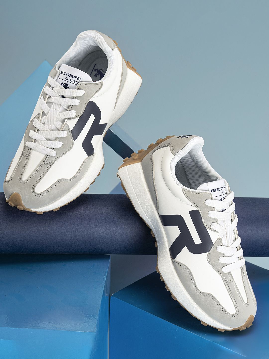 

Red Tape Women Colourblocked Sneakers, Navy blue