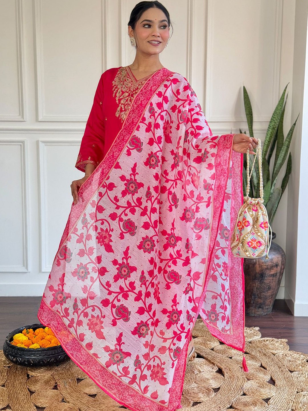 

Lilots Floral Embroidered V-Neck Zari Chanderi Silk Straight Kurta With Trouser & Dupatta, Pink