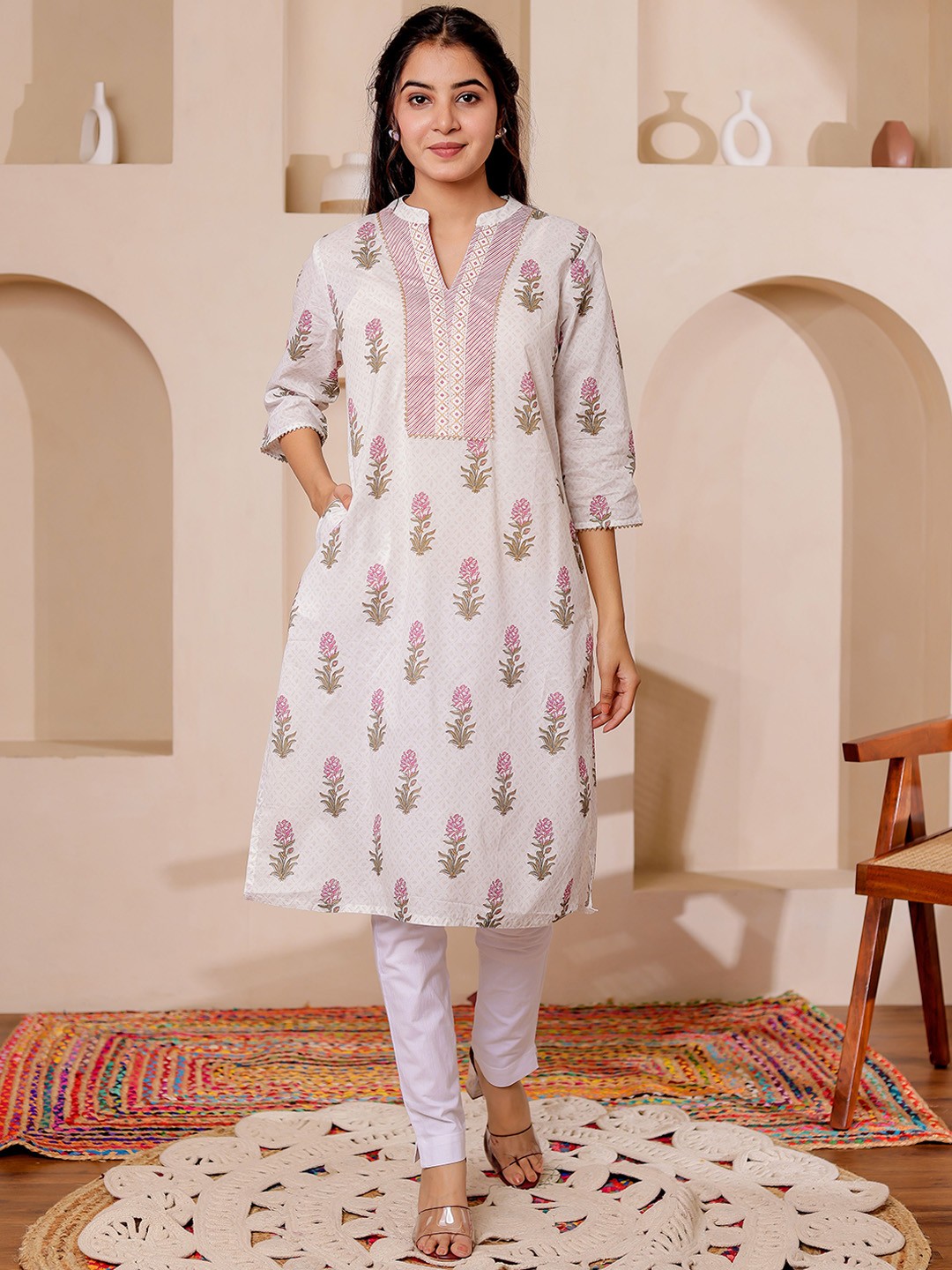 

Chandbaali Floral Printed Pure Cotton Mandarin Collar A-Line Kurta, White