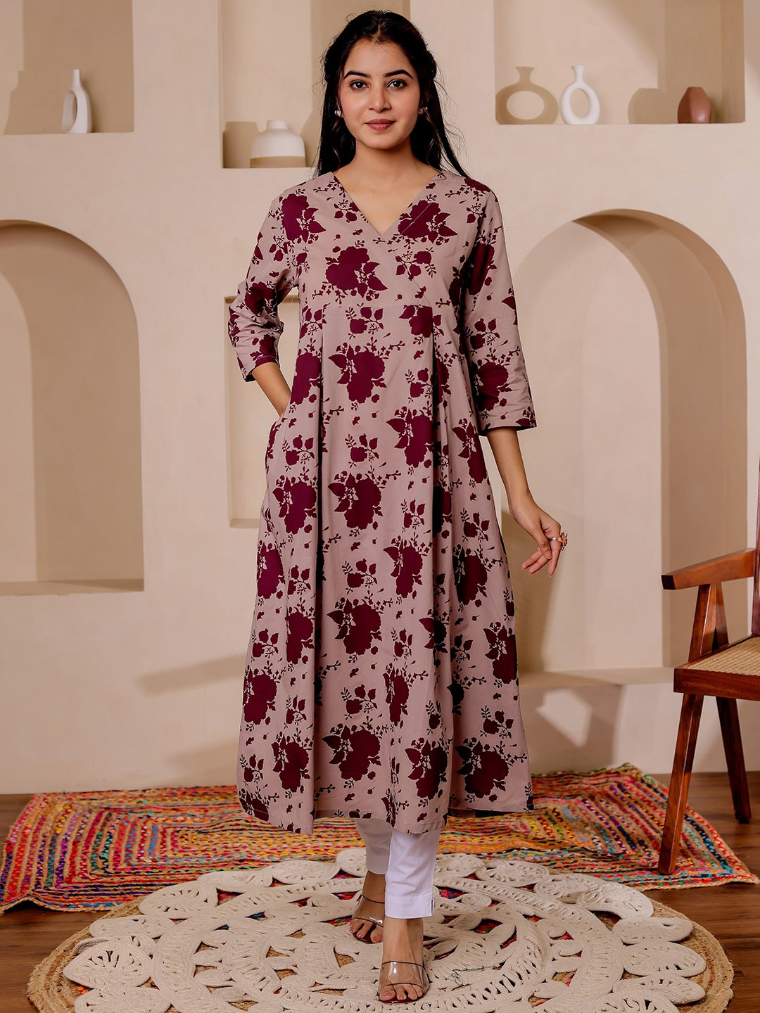

Chandbaali Women Floral Printed V-Neck & A-Line Kurta, Brown