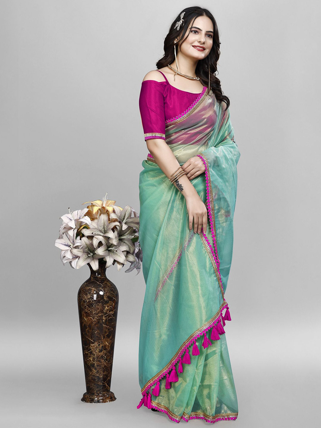 

LADY SHOPI Embellished Net Saree, Turquoise blue