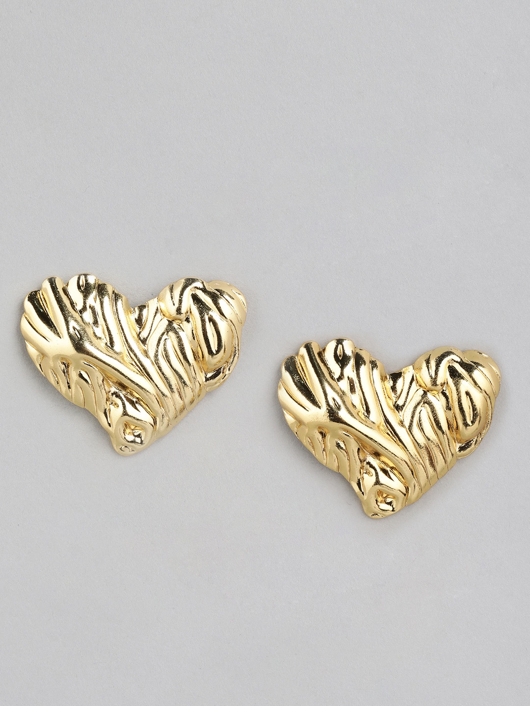 

DressBerry Heart Shaped Studs, Gold