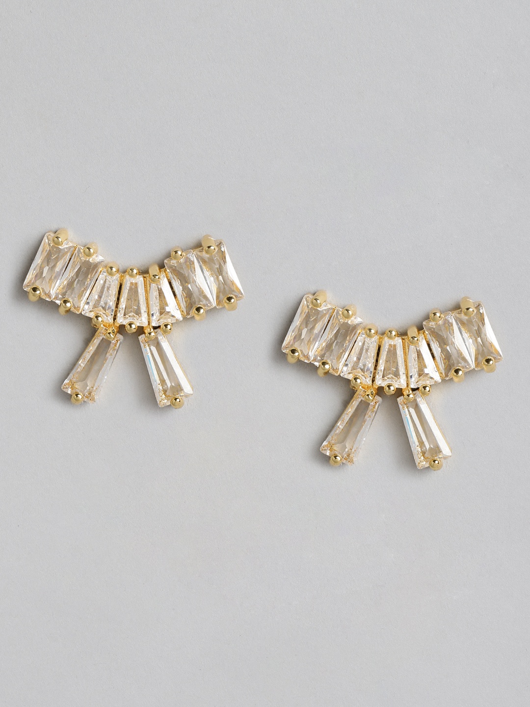 

DressBerry Contemporary Studs Earrings, Gold