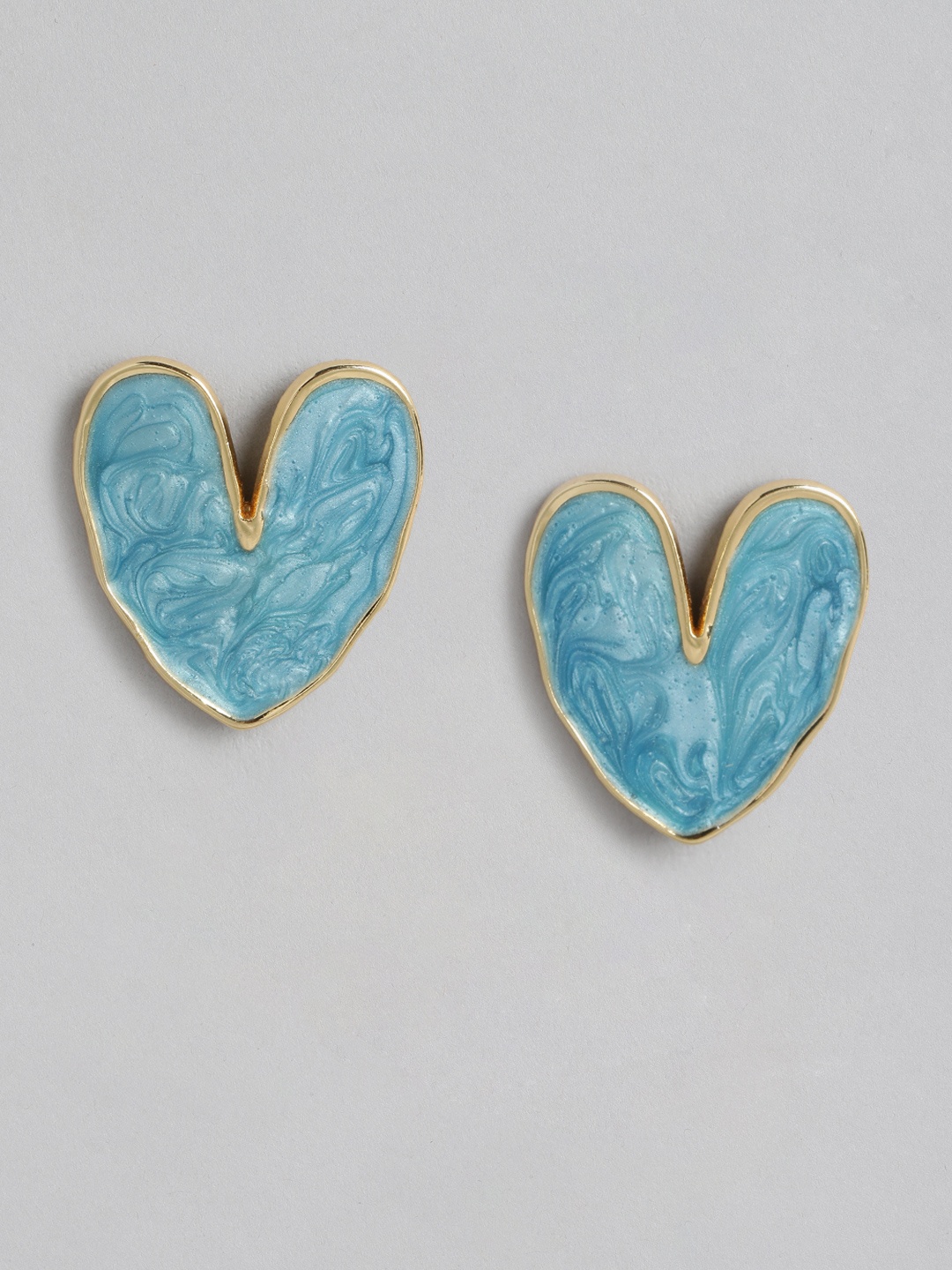 

DressBerry Heart Shaped Studs, Gold