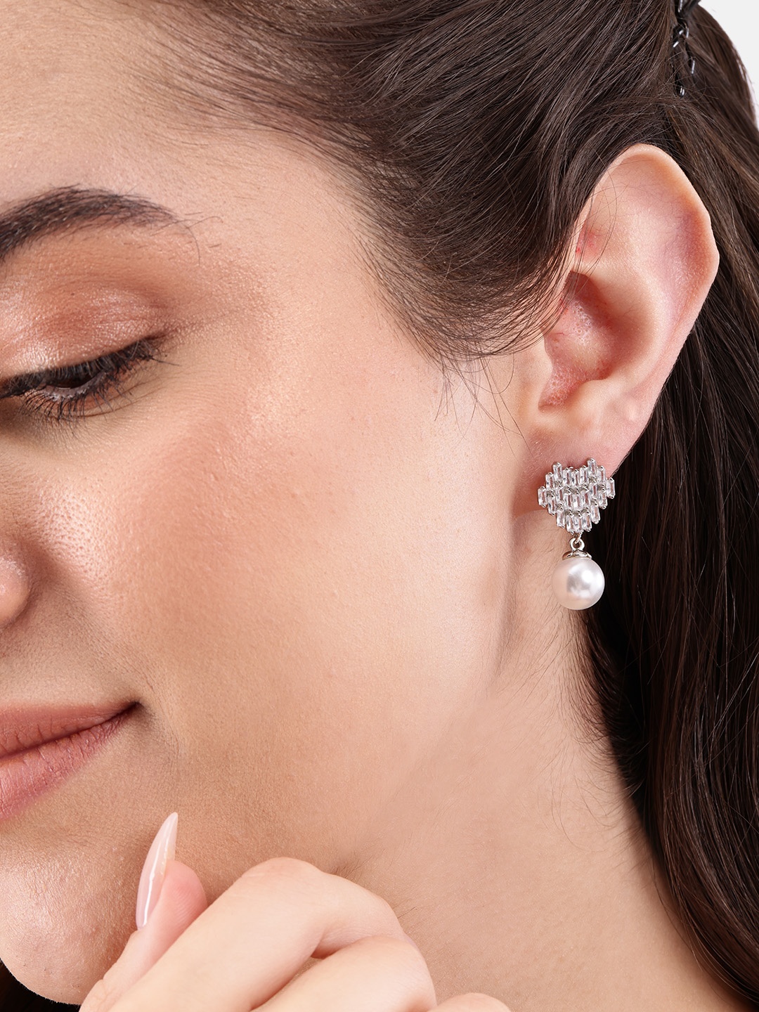 

DressBerry Heart Shaped Drop Earrings, Silver
