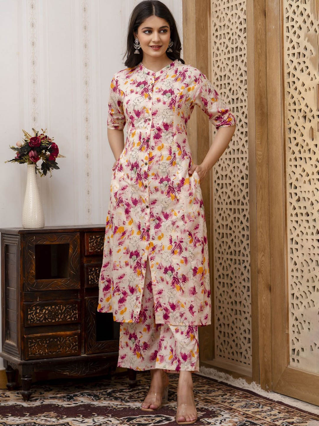 

MF Hayat Floral Printed Mandarin Collar Pure Cotton A-Line Kurta With Palazzo, Pink