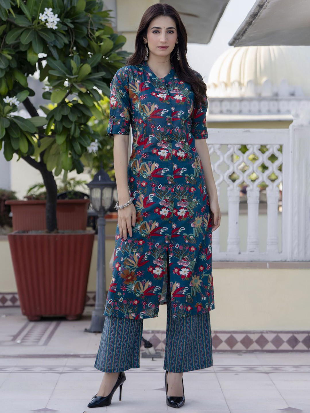 

MF Hayat Floral Printed Mandarin Collar Pure Cotton A-Line Kurta With Palazzo, Teal