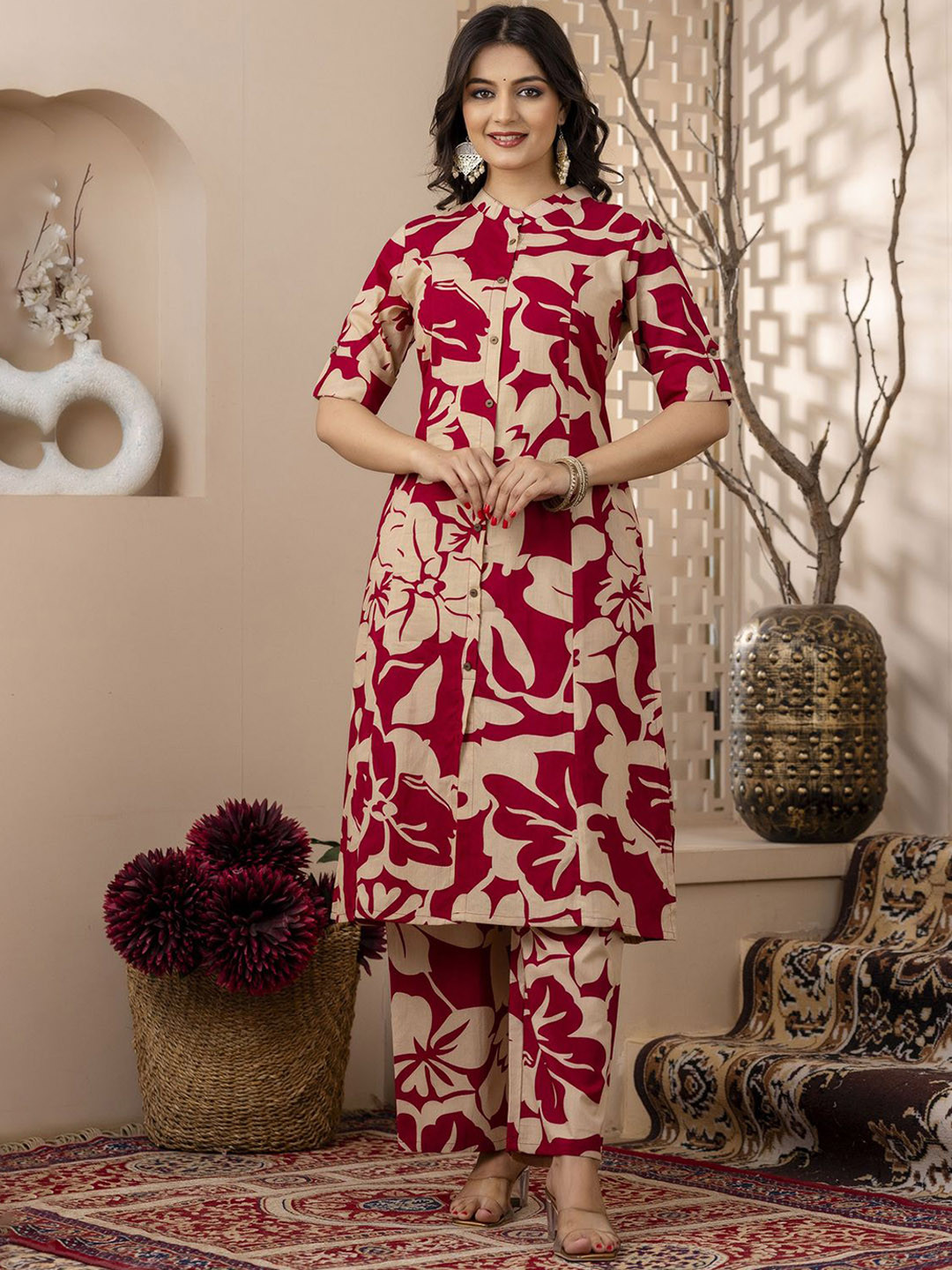 

MF Hayat Floral Printed Mandarin Collar Pure Cotton A-Line Kurta With Palazzo, Red