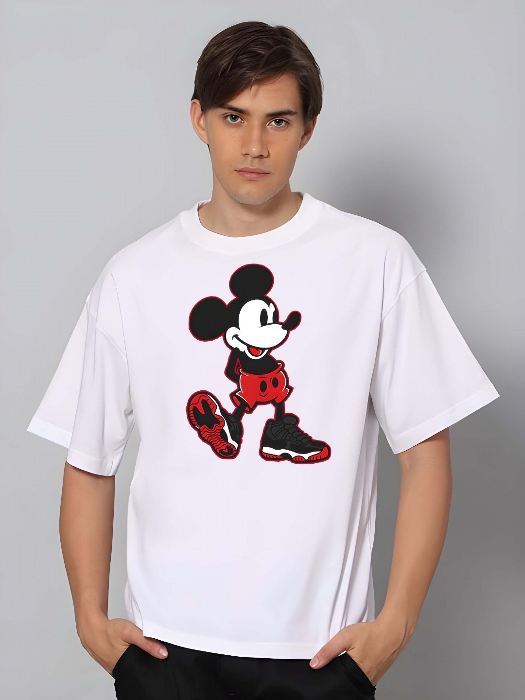 

KAIDO Men Mickey Mouse Graphic Printed Round Neck Pure Cotton Relaxed Fit T-shirt, White