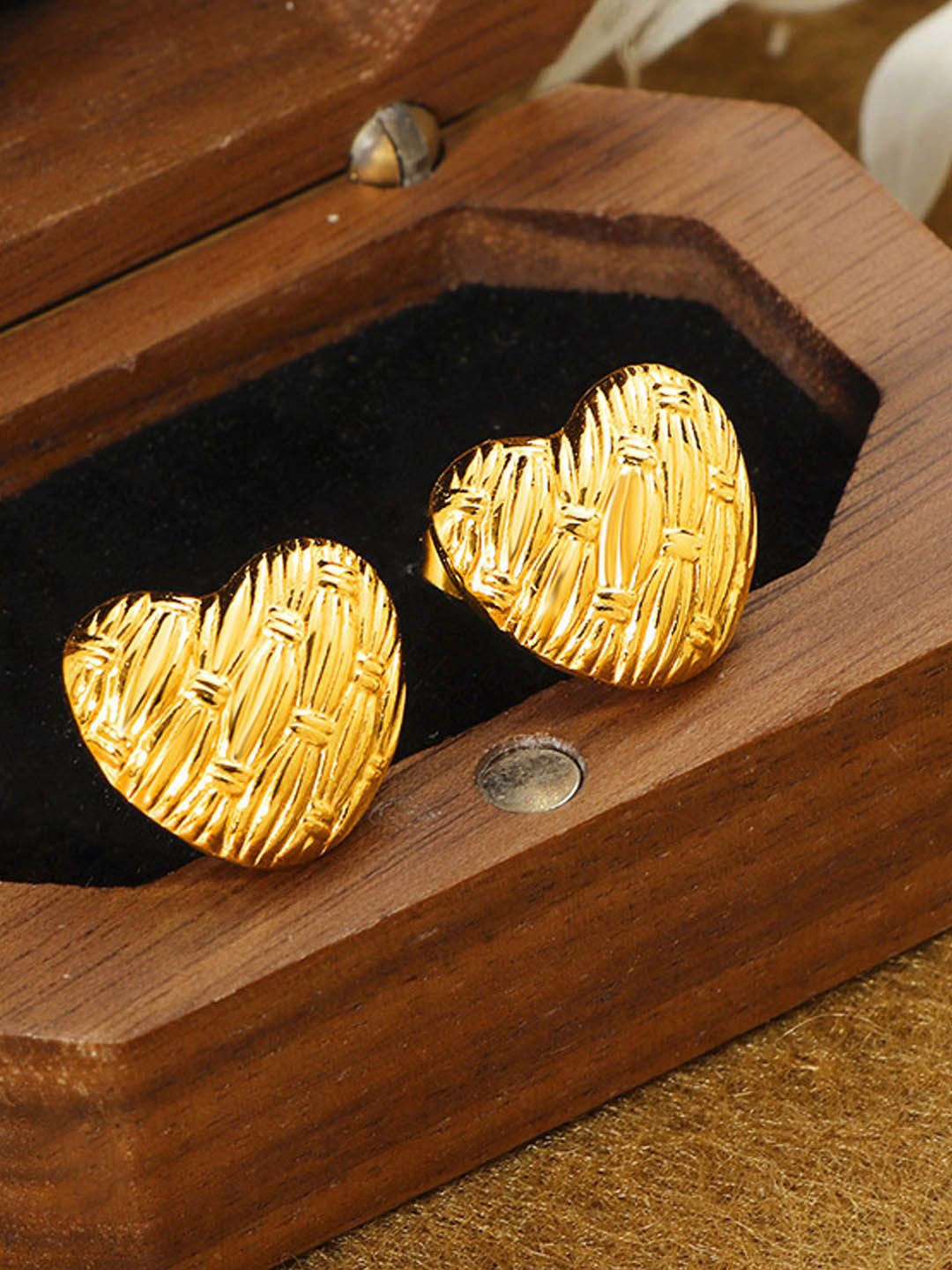 

StyleCast Gold-Plated Heart shaped Studs