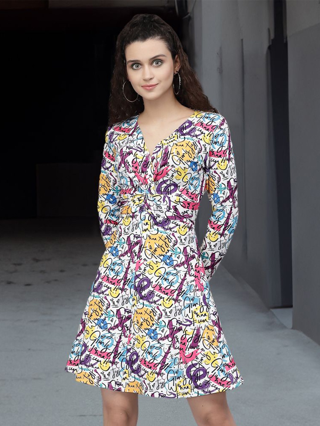 

STYLECAST X KASSUALLY Printed Scuba Fit & Flare Dress, White