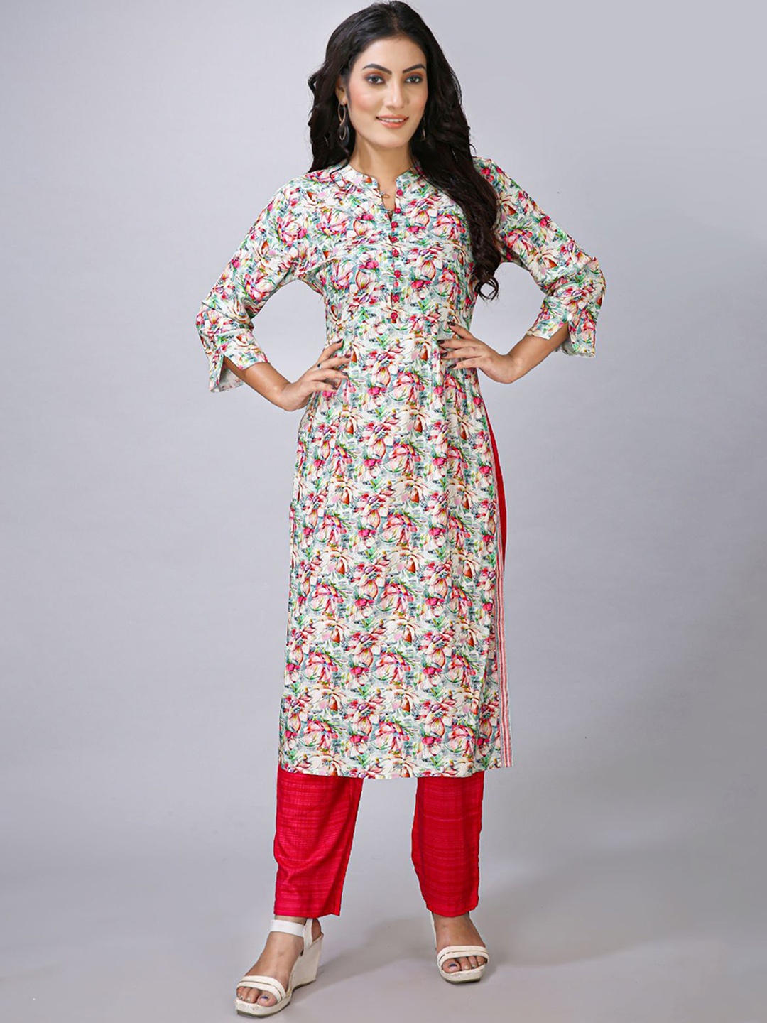 

Krimmple Floral Printed Mandarin Collar Straight Kurta With Trousers, Pink