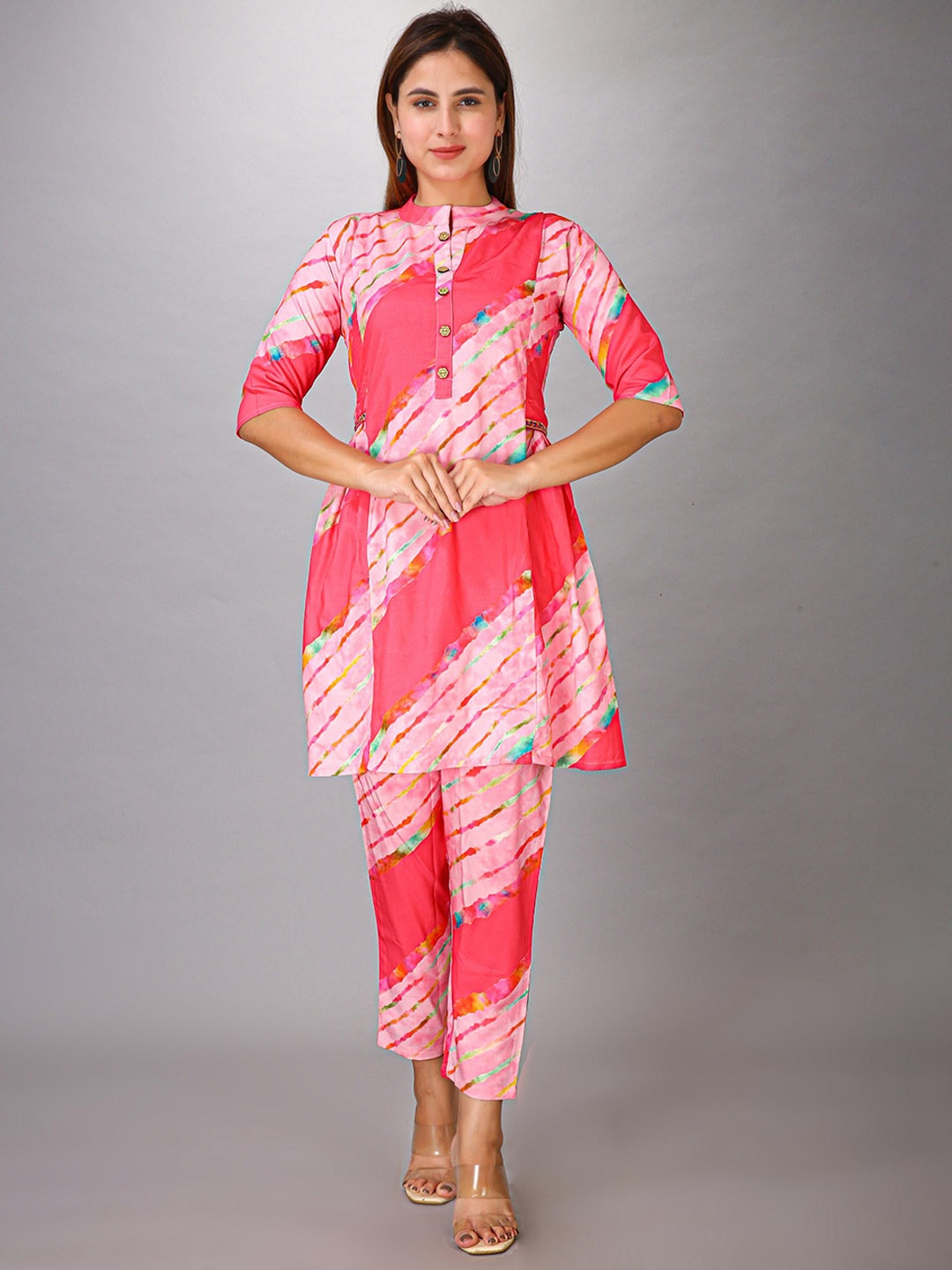 

Krimmple Dyed Mandarin Collar A-Line Kurta With Trousers, Pink