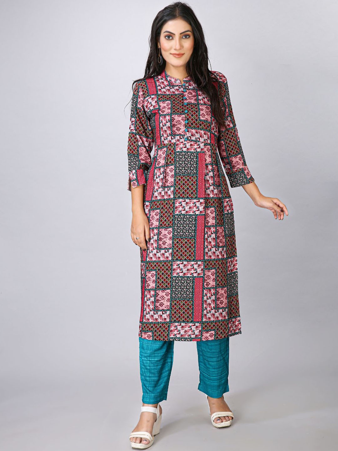 

Krimmple Ethnic Motifs Printed Mandarin Collar Straight Kurta With Trousers, Brown