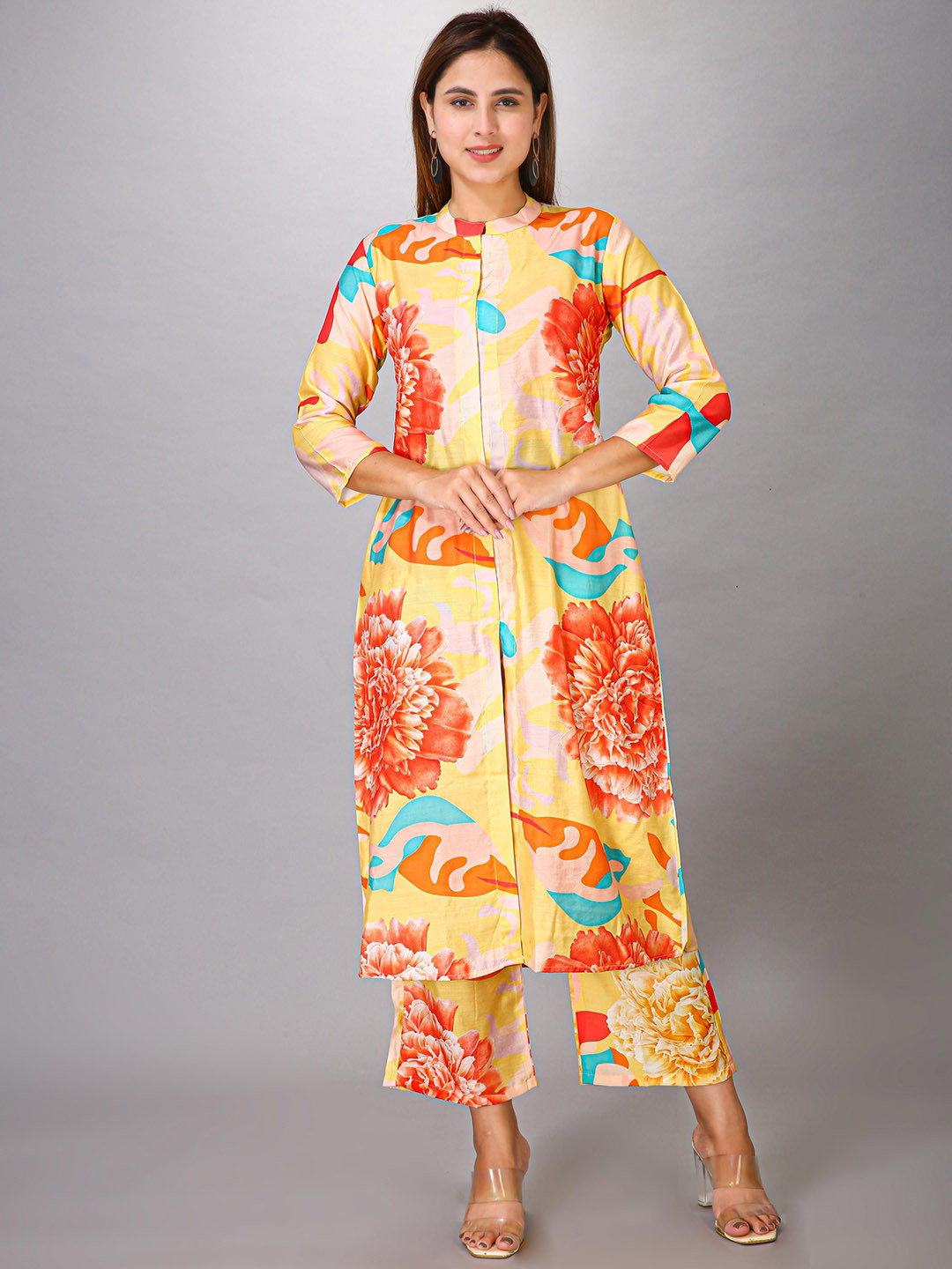 

Krimmple Floral Printed Mandarin Collar A-Line Kurta With Trousers And Belt, Yellow