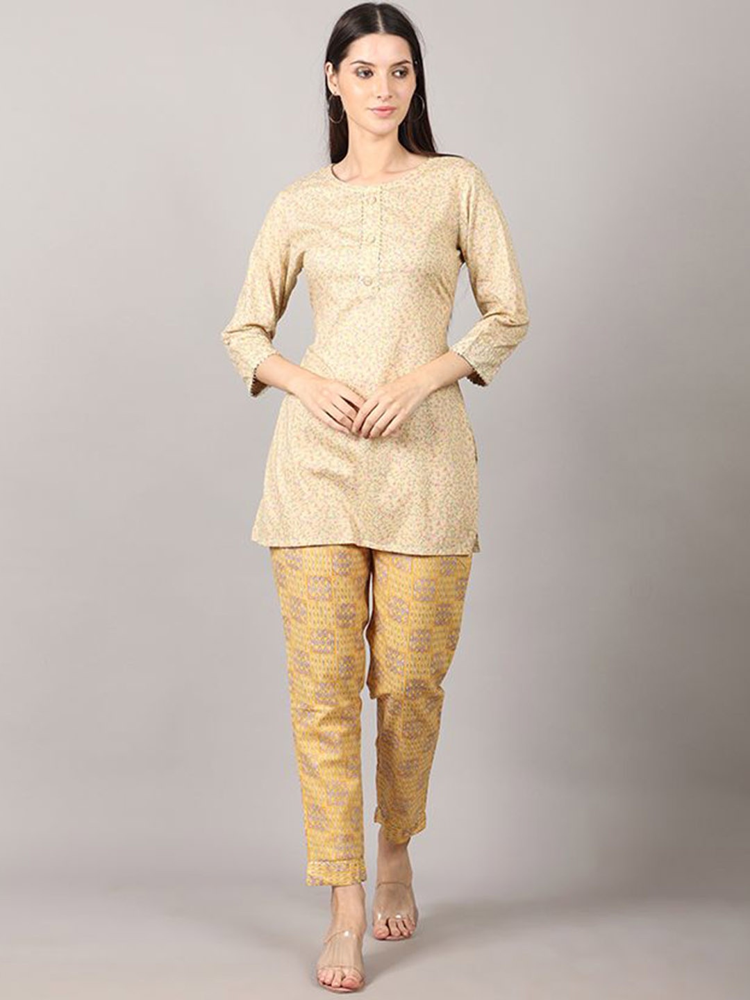 

Krimmple Floral Printed Round Neck Pure Cotton Straight Kurta with Trousers, Yellow